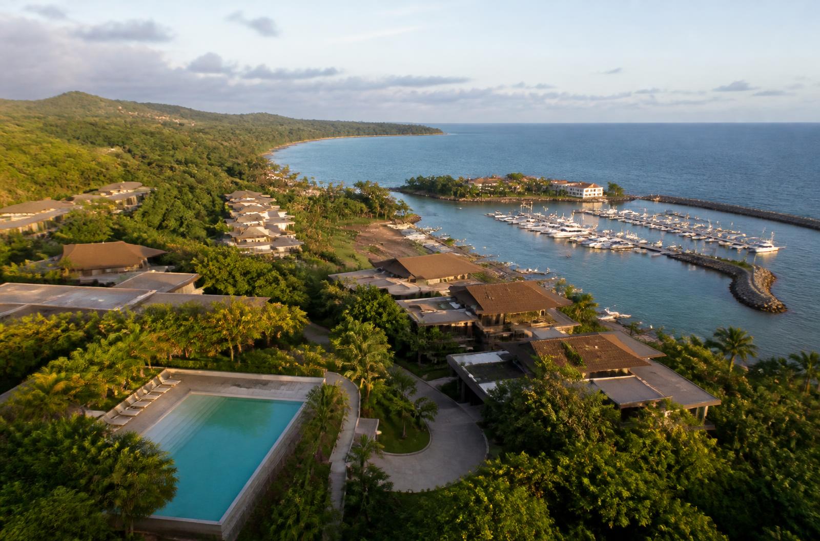 Pacific resort and marina community in Panama